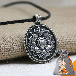 Collier Mandala "Om & Lotus" Argent Antique