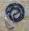 Collier Mala Pompon "Sérénité" en Sodalite Naturelle