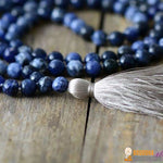 Collier Mala Pompon "Sérénité" en Sodalite Naturelle