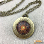 Collier & Médaillon Sacré Sri Yantra