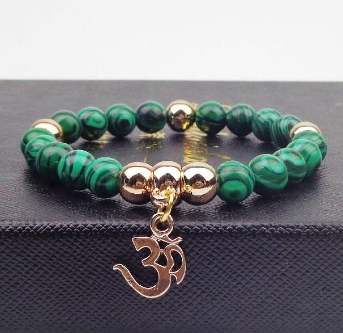 Bracelet "OM" en Pierres naturelles - 3 types de pierres disponibles